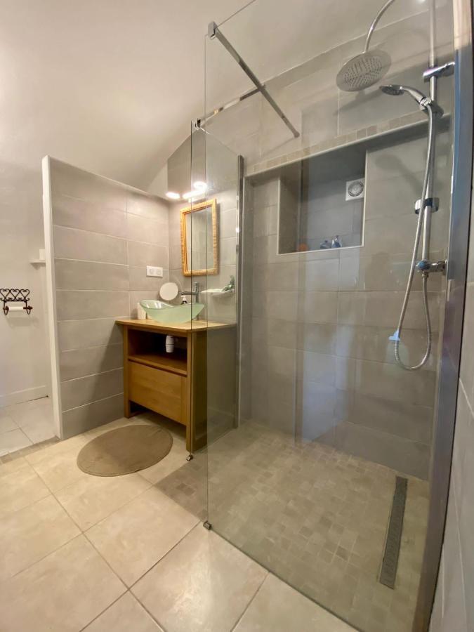 Gîte en Cévennes du sud, bergerie restaurée, 2 à 4 personnes, piscine, vue exceptionnelle, authenticité et confort Saint-Laurent-le-Minier Extérieur photo