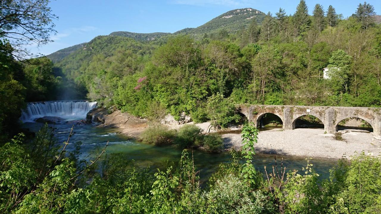 Gîte en Cévennes du sud, bergerie restaurée, 2 à 4 personnes, piscine, vue exceptionnelle, authenticité et confort Saint-Laurent-le-Minier Extérieur photo