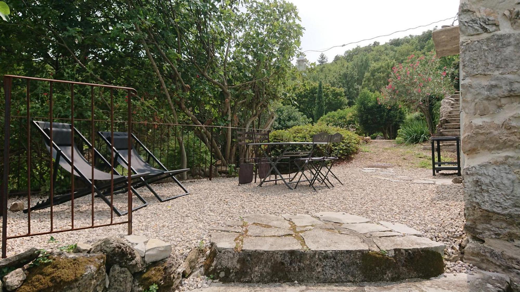 Gîte en Cévennes du sud, bergerie restaurée, 2 à 4 personnes, piscine, vue exceptionnelle, authenticité et confort Saint-Laurent-le-Minier Extérieur photo